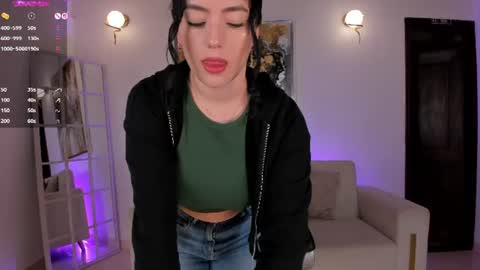 Jenna Olson  online show from 07-21-26, 10:17