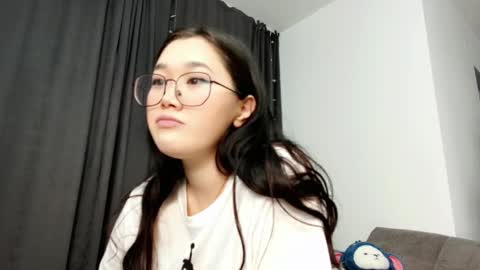 Snapshot of jennatyan chatting on 12-31-24, 02:29 JENNA online show from 12-31-24, 02:29