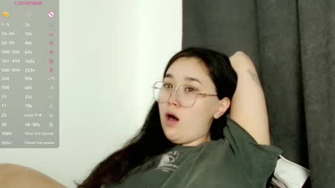 Snapshot of jennatyan chatting on 02-20-25, 07:41 JENNA online show from 02-20-25, 07:41