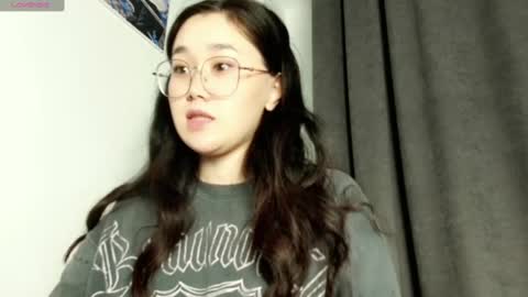 Snapshot of jennatyan chatting on 03-09-25, 04:55 JENNA online show from 03-09-25, 04:55