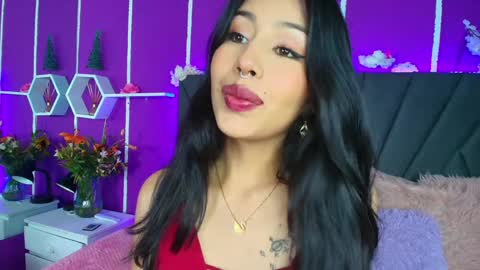 Snapshot of jenner_mills chatting on 12-16-24, 03:51 Jenner online show from 12-16-24, 03:51
