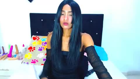 jenn online show from 11-13-25, 05:01