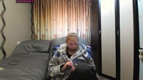 Snapshot of jennideep chatting on 05-28-26, 12:02 JenniDeep online show from 05-28-26, 12:02
