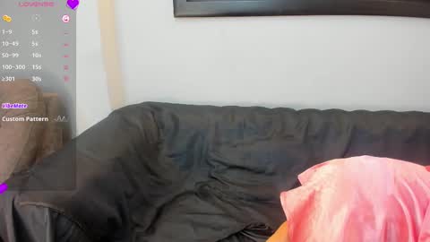 Jennie online show from 10-23-25, 12:15