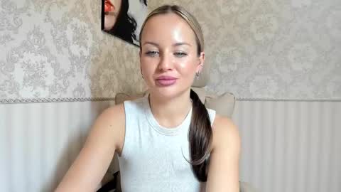 Jennifer online show from 12-17-25, 11:38