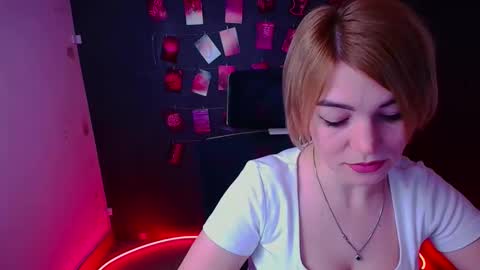 Snapshot of jennifer_cuttie chatting on 01-15-26, 06:40 Jennifer online show from 01-15-26, 06:40