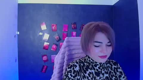 Snapshot of jennifer_cuttie chatting on 02-03-26, 06:51 Jennifer online show from 02-03-26, 06:51