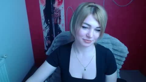 Snapshot of jennifer_cuttie chatting on 03-02-26, 07:15 Jennifer online show from 03-02-26, 07:15