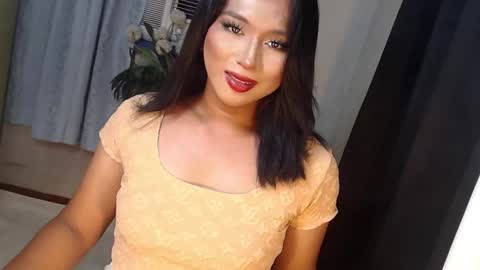 Snapshot of jennifer_licious chatting on 09-28-25, 11:37 Jenny online show from 09-28-25, 11:37