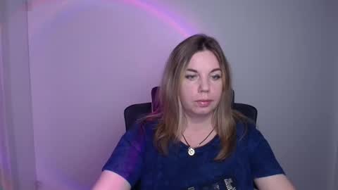 Jennifer online show from 09-11-25, 06:08