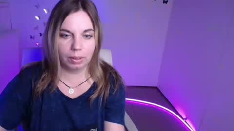 Jennifer online show from 10-07-25, 07:33