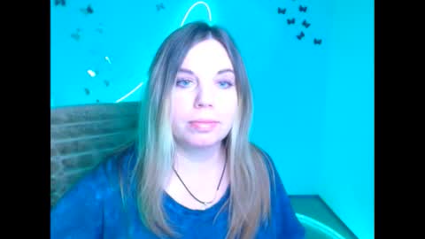Jennifer online show from 02-06-26, 01:47