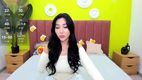 Snapshot of jennifer_munoz chatting on 09-25-25, 01:42 Jennifer online show from 09-25-25, 01:42