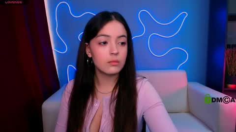 Snapshot of jennifer_sheil chatting on 03-15-26, 10:43 jennifer_sheil online show from 03-15-26, 10:43