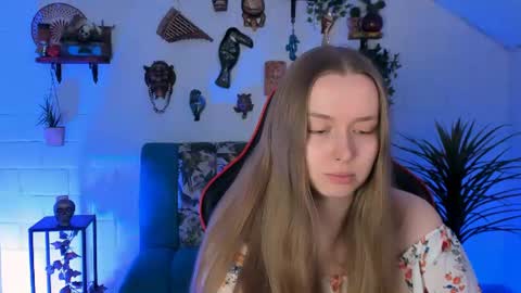 Jennifer online show from 06-24-26, 09:58