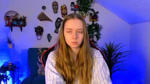 Jennifer online show from 07-03-26, 01:17