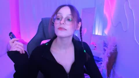 jenniferkiim online show from 02-01-26, 10:47