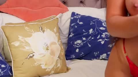 JenniferLovveX online show from 05-01-26, 04:28