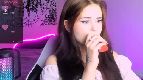 Snapshot of jenniferwandis77 chatting on 12-25-24, 08:07 Jenni online show from 12-25-24, 08:07