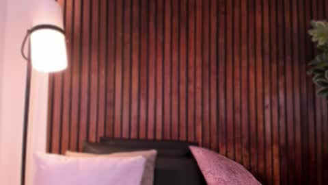     online show from 12-15-25, 12:53