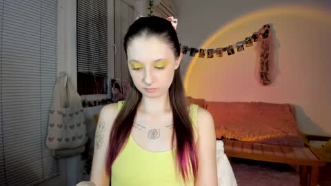 Jennifer Jenny Darling   online show from 12-06-24, 07:23