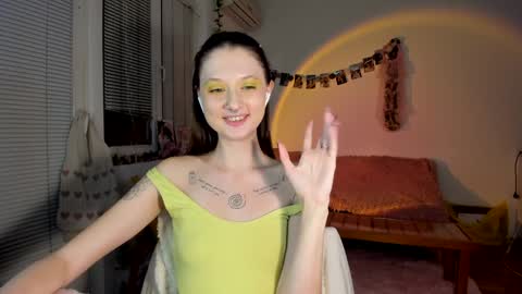 Jennifer Jenny Darling   online show from 12-06-24, 10:30