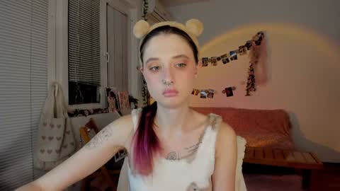 Jennifer Jenny Darling   online show from 12-24-24, 07:44