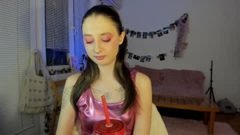 Jennifer Jenny Darling   online show from 01-14-25, 07:11