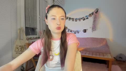 Jennifer Jenny Darling   online show from 01-17-25, 07:16