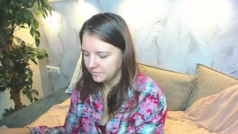 Snapshot of jenny_jimmy chatting on 09-10-25, 01:16 Jenny online show from 09-10-25, 01:16