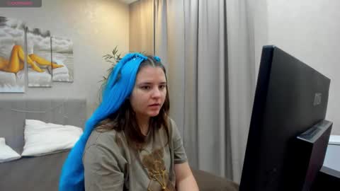 Snapshot of jenny_jimmy chatting on 01-07-26, 01:08 Jenny online show from 01-07-26, 01:08