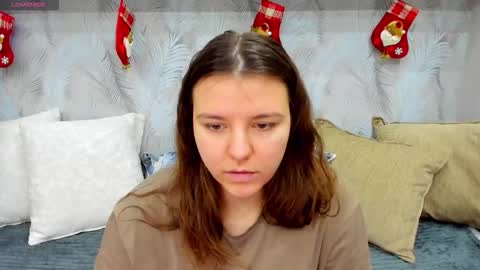 Snapshot of jenny_jimmy chatting on 01-11-26, 09:03 Jenny online show from 01-11-26, 09:03