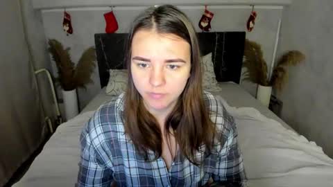 Snapshot of jenny_jimmy chatting on 02-13-26, 01:23 Jenny online show from 02-13-26, 01:23