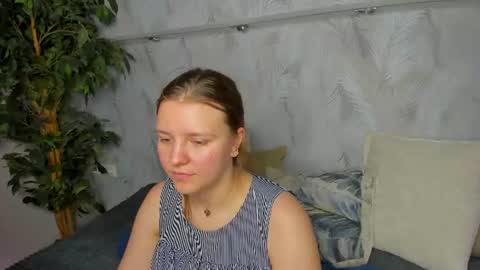 Snapshot of jenny_jimmy chatting on 07-02-26, 09:15 Jenny online show from 07-02-26, 09:15