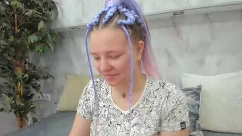 Snapshot of jenny_jimmy chatting on 07-21-26, 01:19 Jenny online show from 07-21-26, 01:19