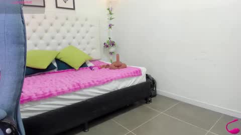 jenny_stark online show from 10-11-25, 07:01