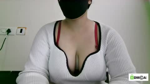 Jenny online show from 06-27-26, 04:17