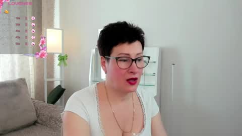 Jenny online show from 04-29-26, 08:18