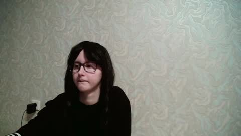 JennyOlset online show from 12-17-24, 10:44