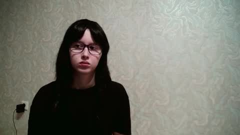 JennyOlset online show from 10-12-25, 01:04