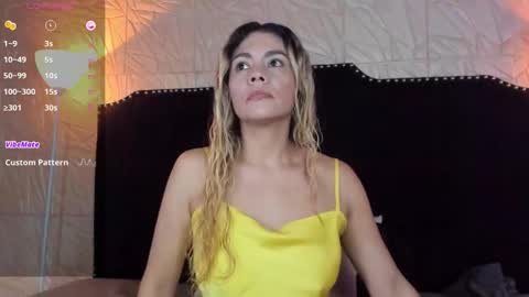 Snapshot of jennyrouse chatting on 11-03-25, 11:22 Jenny online show from 11-03-25, 11:22