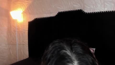 Snapshot of jennyrouse chatting on 11-17-25, 11:05 Jenny online show from 11-17-25, 11:05