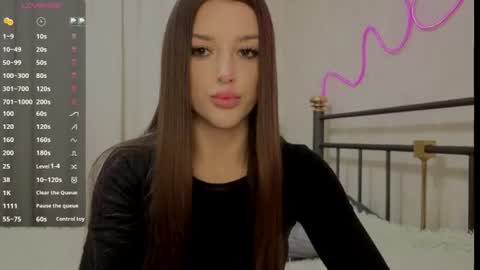 Jenny online show from 06-22-26, 07:22