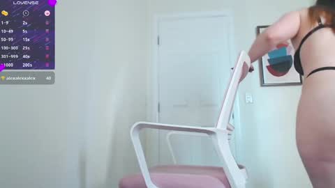 Snapshot of jennyyfae chatting on 03-16-26, 06:12 JennyFae online show from 03-16-26, 06:12