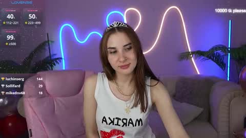 Snapshot of jennyyluv chatting on 02-13-25, 05:05 JENNY online show from 02-13-25, 05:05