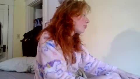 Jenn -  come to my onlyfans online show from 06-30-26, 01:23