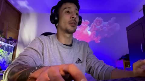 Snapshot of jeremmy_mclayne chatting on 02-04-26, 08:42 Jeremmy online show from 02-04-26, 08:42