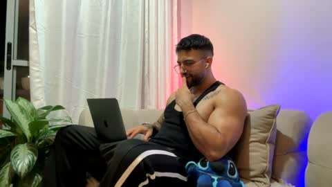 Snapshot of jeremy_harden chatting on 07-25-26, 02:09 Jeremy online show from 07-25-26, 02:09