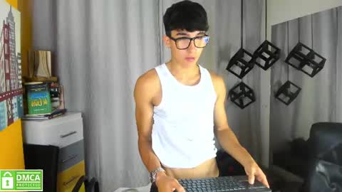 Snapshot of jeremy_job chatting on 07-14-26, 12:00 Jeremy online show from 07-14-26, 12:00