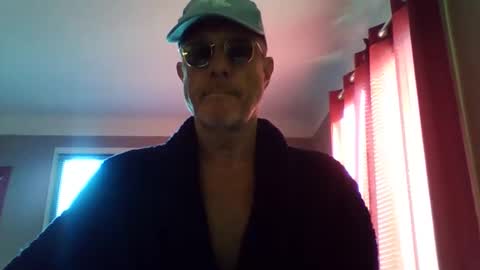 jerflor online show from 11-26-25, 01:23